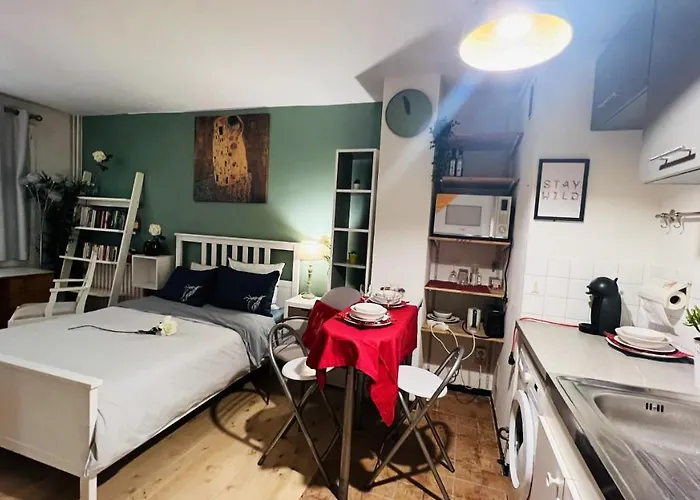 Accueillant Au Coeur De - 30 M² - Inclus. Apartment